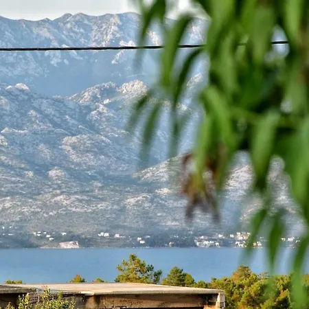 Апартаменты Velebit Ражанац