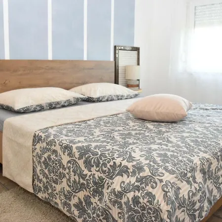 Апартаменты Velebit