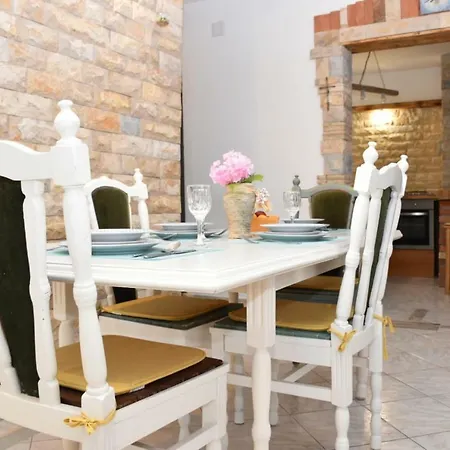 Velebit Apartment Razanac